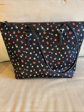 Lauren Ralph Lauren Black Tote with Navy Floral Interior